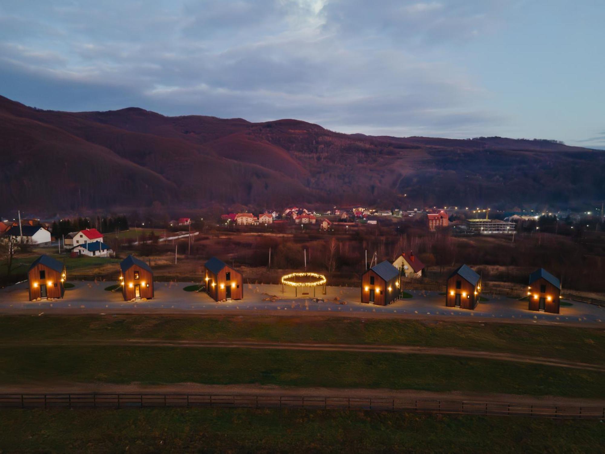 Villa Комплекс Відпочинку Крихая Solochyn Exterior foto
